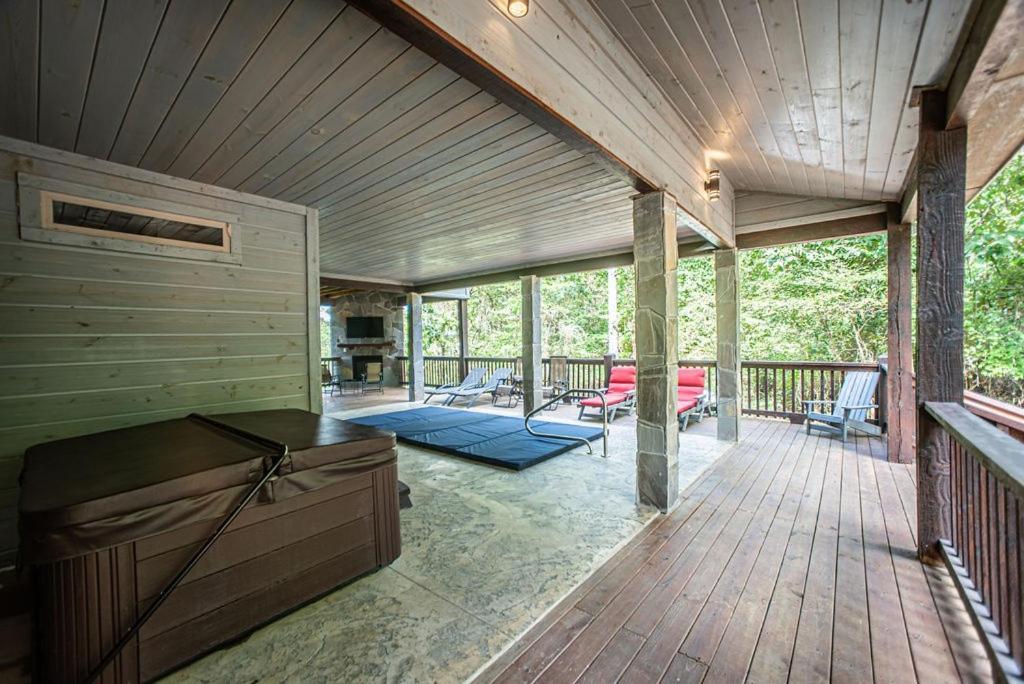 Merlot Mountain - Heated Spa Pool And Hot Tub! Cabin Broken Bow Ngoại thất bức ảnh