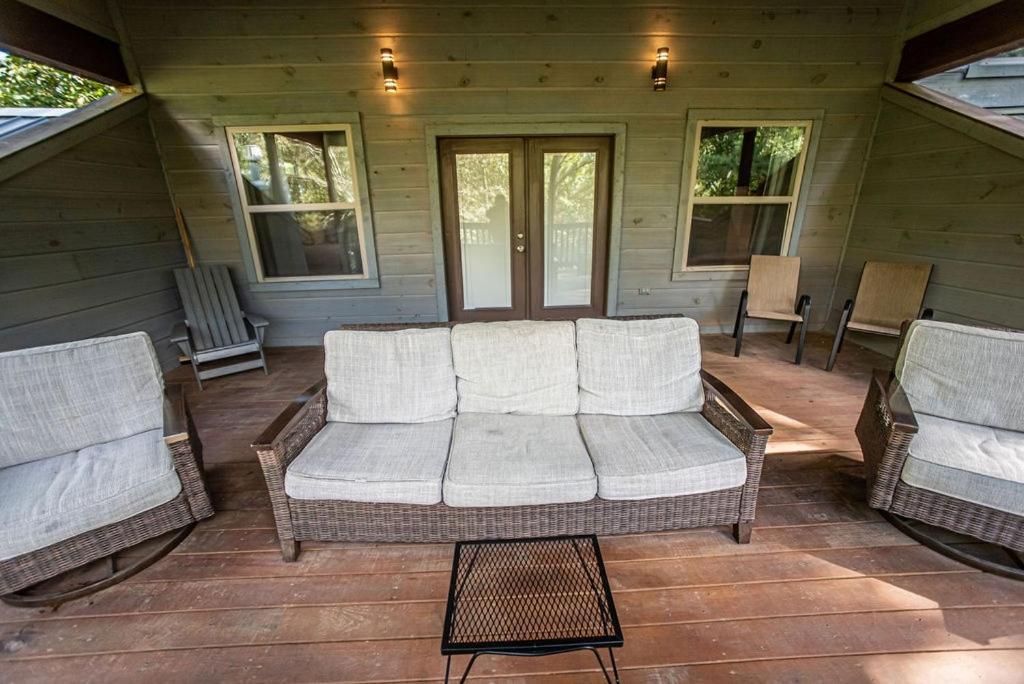 Merlot Mountain - Heated Spa Pool And Hot Tub! Cabin Broken Bow Ngoại thất bức ảnh